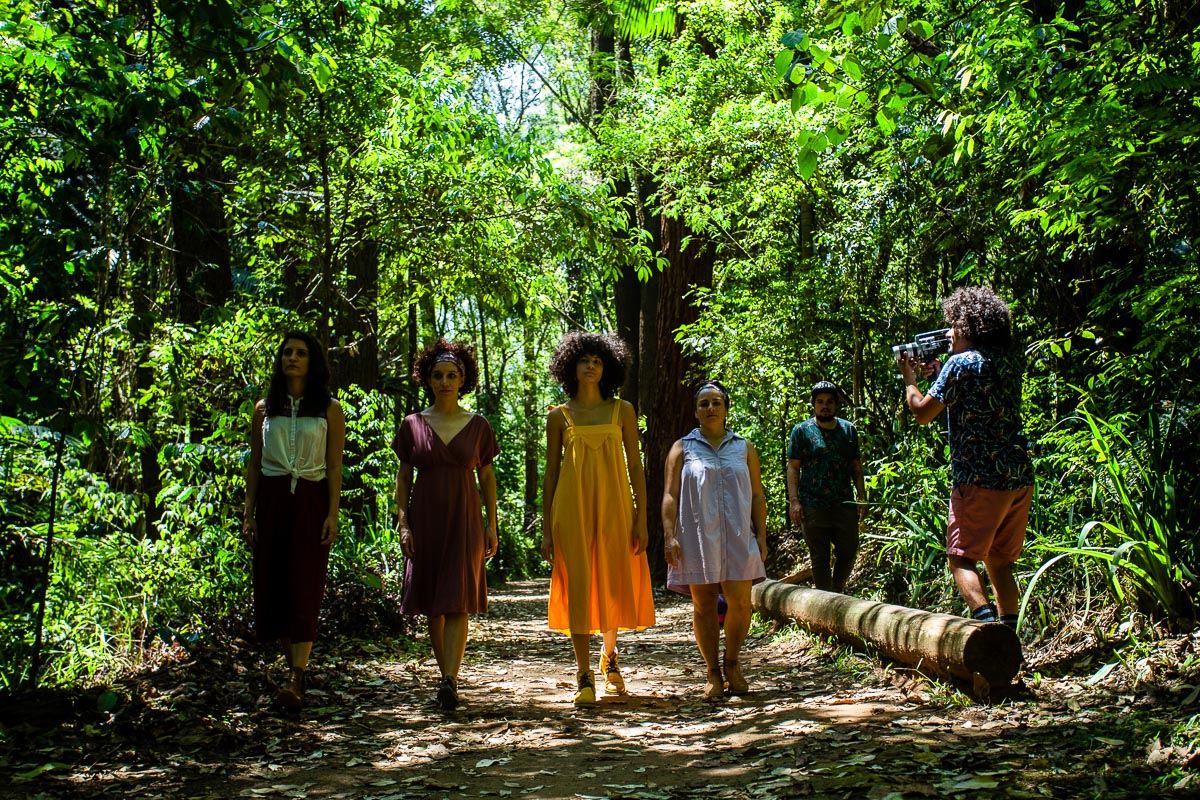 Making Of de "Memórias (nome provisório)" Super 8 filmado no Butantã, São Paulo,  sob direção de Vinicius Campos para projeto multimídia de Luíza Romão (2019)