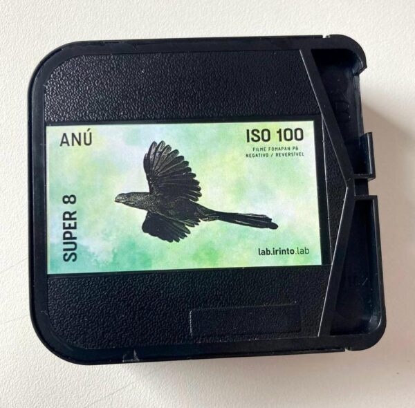 Super 8 - Anú ISO 100