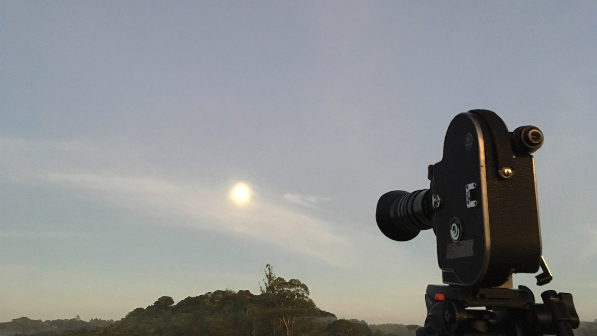 Making Of de "To the Moon" Co-Produção e Fotografia 16mm de Ivan Salomão e Rodrigo Sousa & Sousa em Embú-Guaçú, São Paulo, para Tadhg O'Sulivan (Irlanda) (2019)